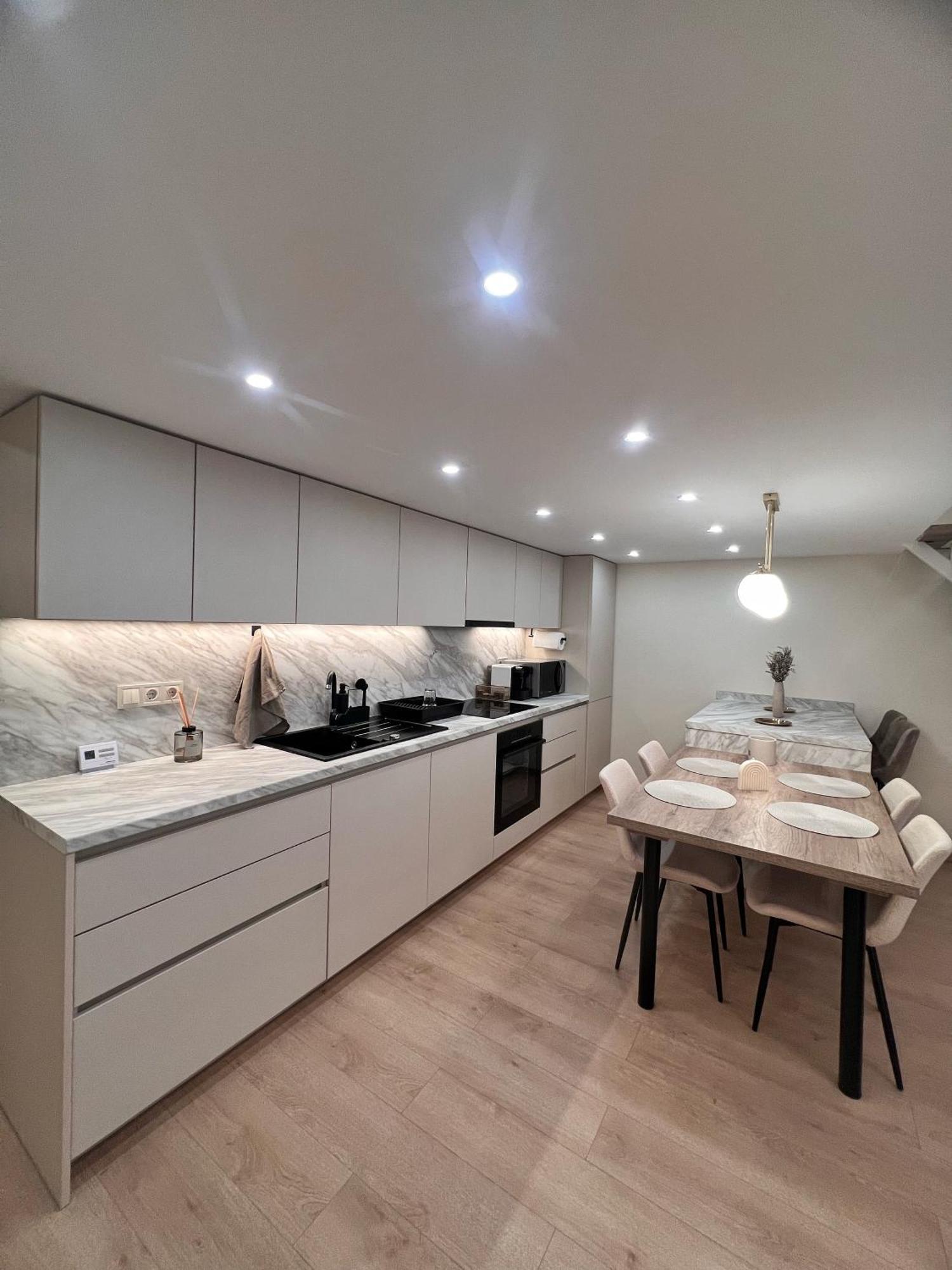 Hubner Apartment Budapest Exterior foto